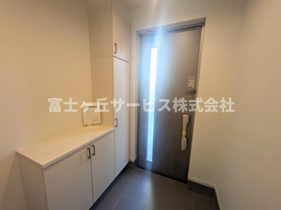 【玄関】 | 浜松市中央区新津町 2期 新築一戸建て | 玄関です