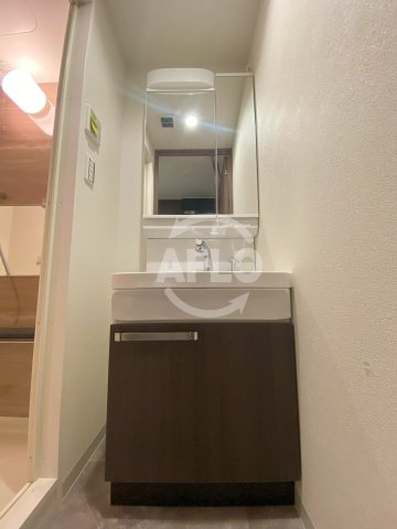 プレサンス天王寺勝山の独立洗面台|プレサンス天王寺勝山　独立洗面台