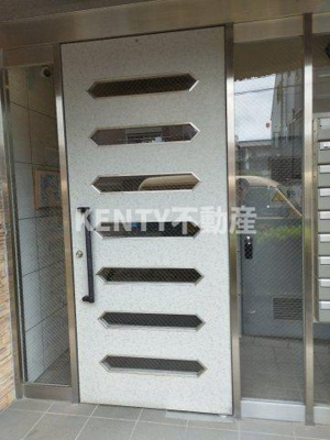 【エントランス】 | ベルモント北馬込 | 落ち着いたエントランスです
