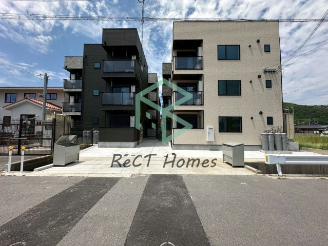 ボヌール英賀保駅前Ⅱの外観