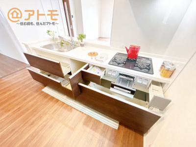 【キッチン】 | 富士宮市山宮　新築戸建て　3号棟 | 大容量システムキッチン♪毎日の家事を少しでもサポートしたい、そんなキッチンです♪