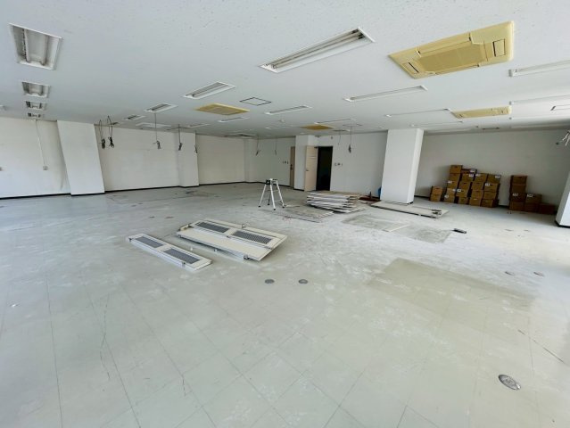 カシマゴ豊田ビル　4階の貸店舗・事務所の内装