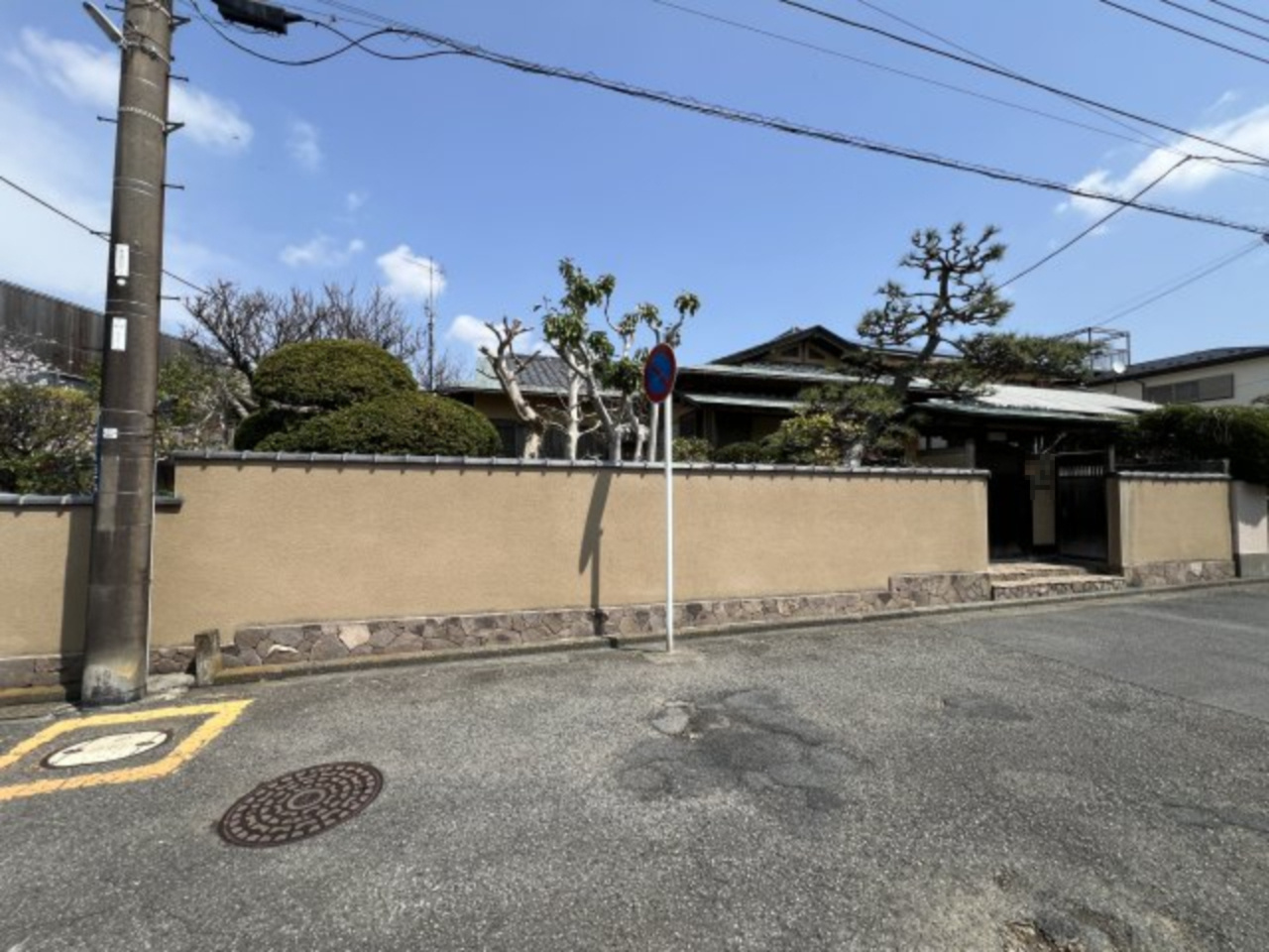 旧分譲地内の陽当り良好な角地の売地の外観