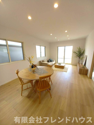 【居間・リビング】 | 新庄町戸建