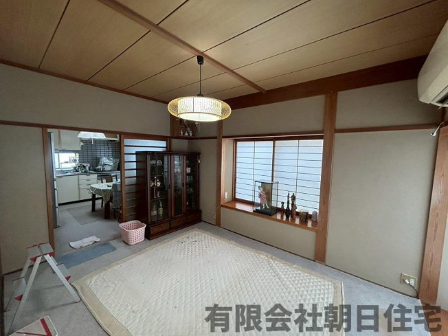 【和室】 | 古曽志町中古戸建 | 和室ならではの温かな和の空間で寛ぎの時間を過ごせます