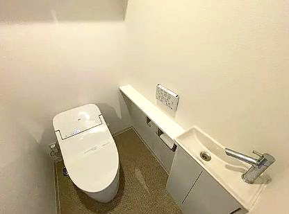 千代田区神田多町２丁目の賃貸マンション