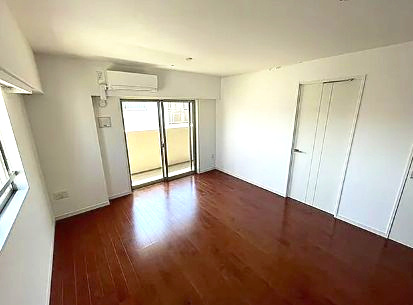 千代田区神田多町２丁目の賃貸マンション