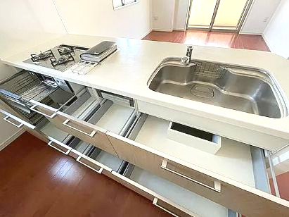 千代田区神田多町２丁目の賃貸マンション