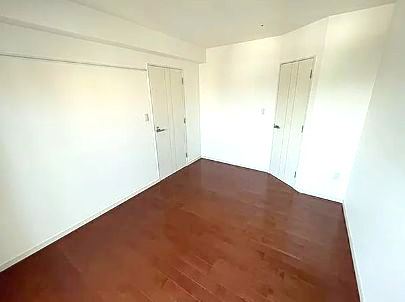 千代田区神田多町２丁目の賃貸マンション