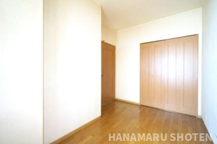 エヴァーグリーン青葉の森の洋室|＊当日ご案内可＊ご希望の物件まとめてご案内！弊社が掲載していない物件でもOK♪お気軽にご相談ください ♪お電話でのお問合わせがスムーズ♪