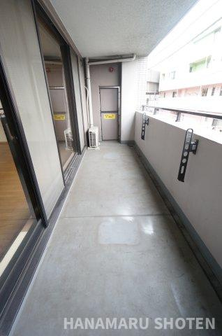 エヴァーグリーン青葉の森のバルコニー|＊当日ご案内可＊ご希望の物件まとめてご案内！弊社が掲載していない物件でもOK♪お気軽にご相談ください ♪お電話でのお問合わせがスムーズ♪