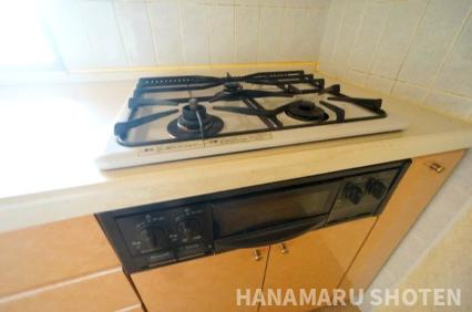 エヴァーグリーン青葉の森のキッチン|＊当日ご案内可＊ご希望の物件まとめてご案内！弊社が掲載していない物件でもOK♪お気軽にご相談ください ♪お電話でのお問合わせがスムーズ♪