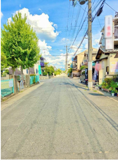 【前面道路含む現地写真】