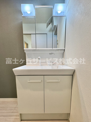 【独立洗面台】 | 豊橋市草間町 新築一戸建て | 独立洗面台で身支度をすべて済ませてしまいましょう