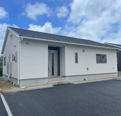 【外観】 | 神栖市土合東2号棟 | お気軽に0476-37-3888までお問合せ下さい。