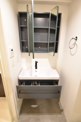 セレニテ新大阪グランデ　シュッド