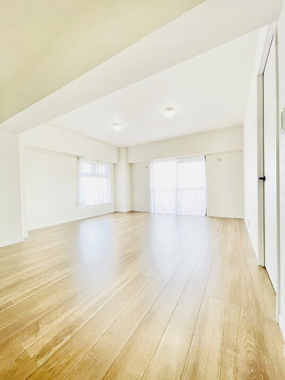 【居間・リビング】 | ライオンズマンション長丘ガーデン2番館