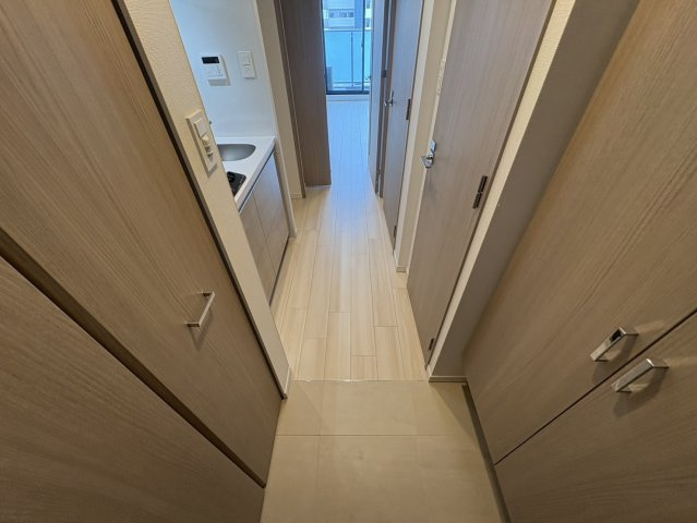 S-RESIDENCE高井田beletaの玄関