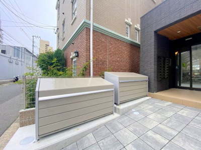 【その他共用部分】 | ラメール上天満 | 敷地内にゴミ置き場がございます