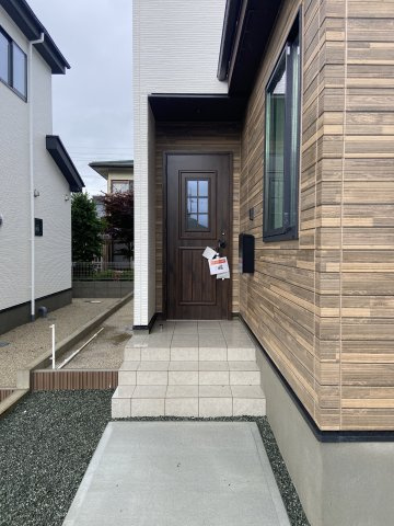 【玄関】 | KEIAI Terrace菊池郡大津町3期　2号棟