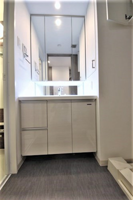 【独立洗面台】 | パークアクシス大阪新町