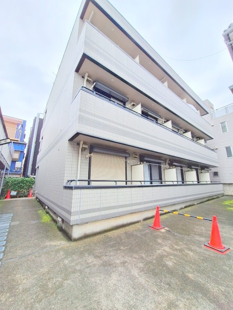 ファミール田中の外観