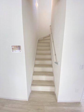 【内装】 | KEIAI Terrace大津町4期　1号棟 | 階段