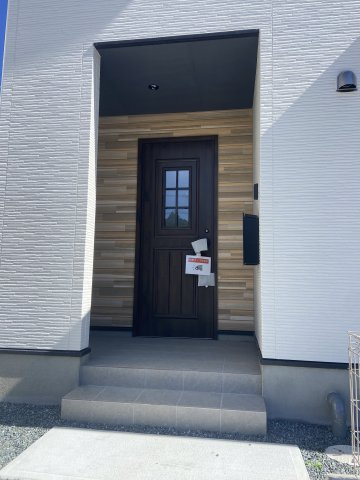 【玄関】 | KEIAI Terrace大津町4期　1号棟