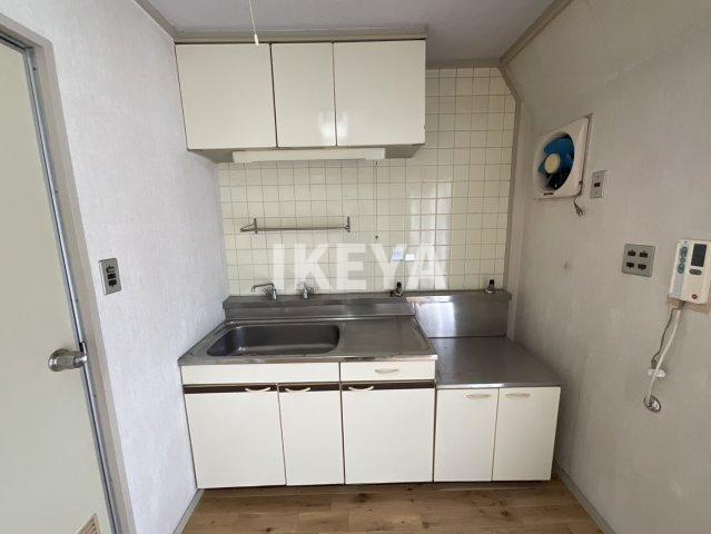 菅北ハイツのキッチン