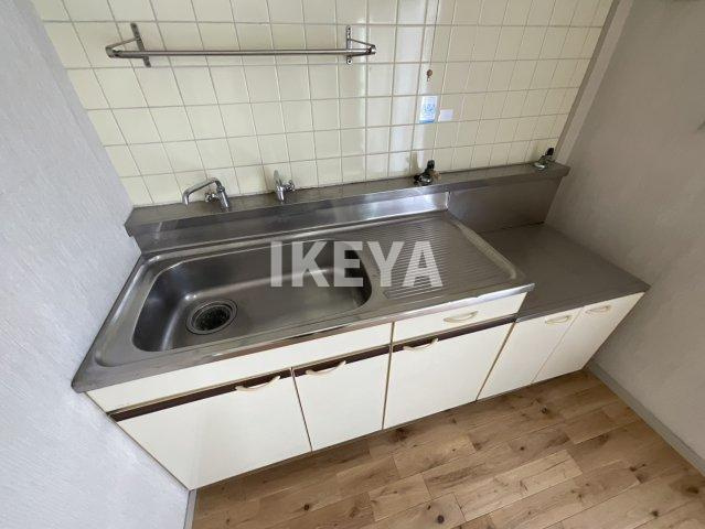 菅北ハイツのキッチン