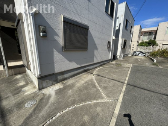 フジパレス戸建賃貸東羽衣1丁目の駐車場