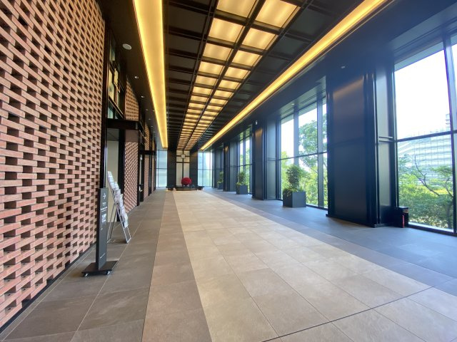 シエリアタワー千里中央のロビー