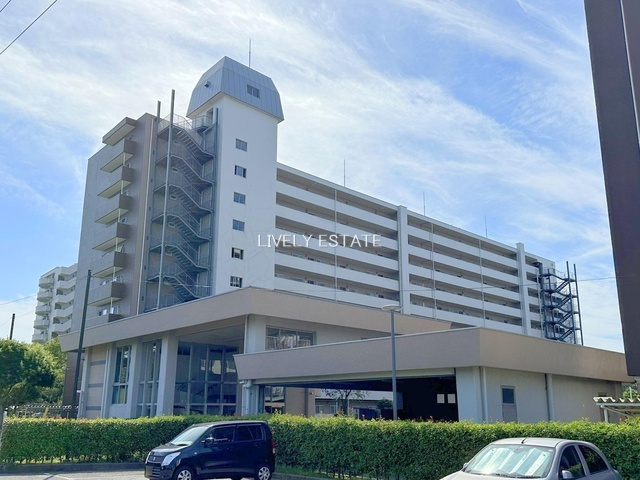 草加松原ハイツA棟の外観