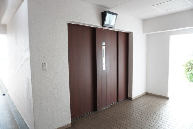 草加松原ハイツA棟のその他共用部分|エレベーター