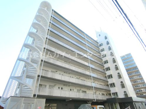 ユリシス　エン　ファミエの外観