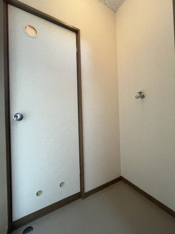 【設備】 | アグリーアブル | 洗濯機スペースです。