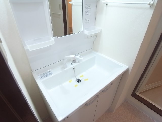 ココ西宮の洗面所
