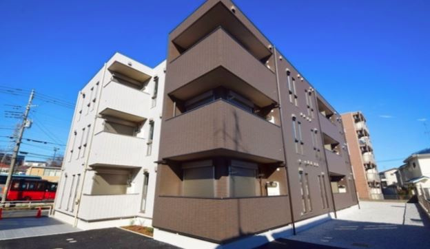 ルーエプラッツⅢの外観