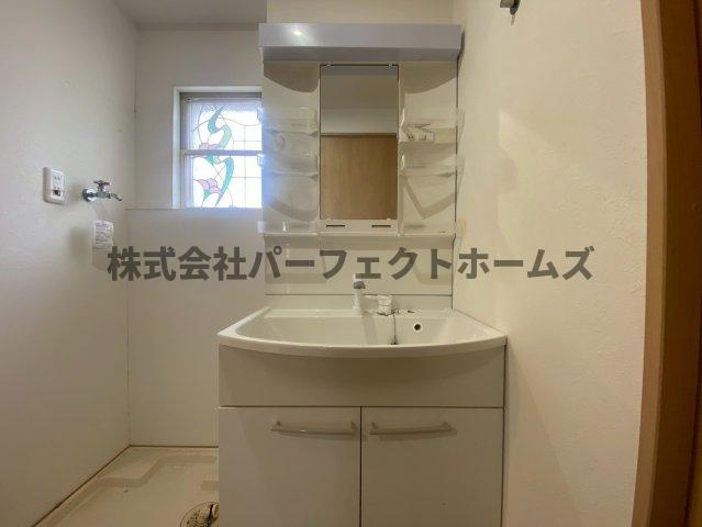 茄子作住宅第7号棟の独立洗面台|独立洗面化粧台が付いています
