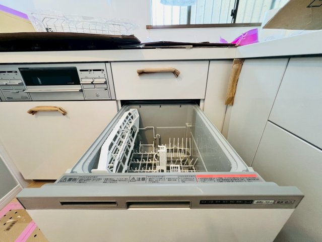 【キッチン】 | 板橋区徳丸５丁目　中古戸建て | ビルトイン食洗機完備！お片付けもサポート！