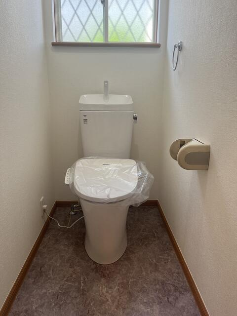 宇都宮市五代2丁目　2ＬＤＫ　中古住宅のトイレ