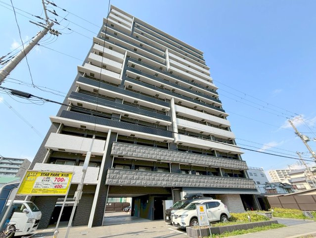 エスライズ新大阪フロントの外観