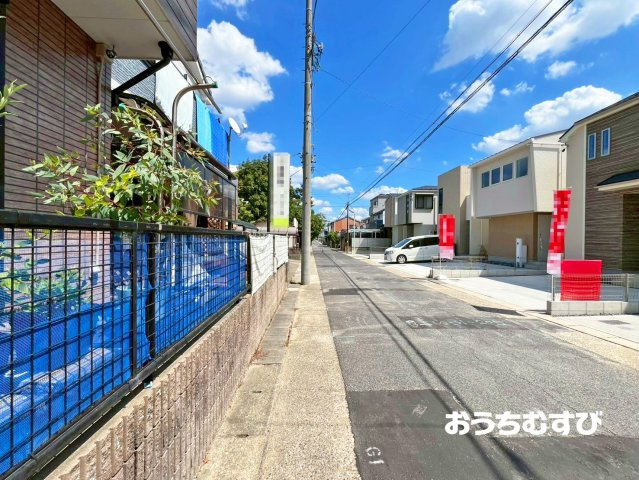 名東区香流9期(全2棟)の前面道路含む現地写真