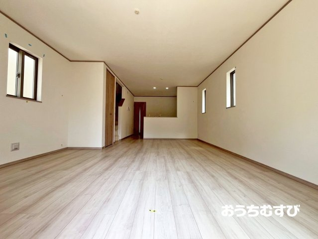 名東区香流9期(全2棟)の居間・リビング