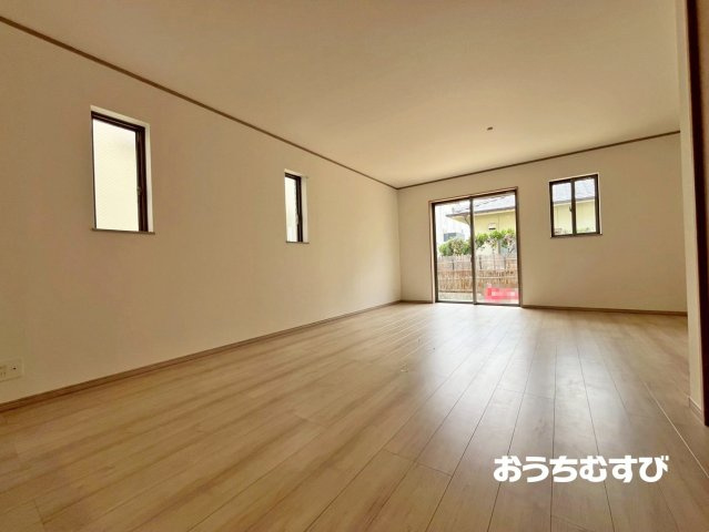 名東区香流9期(全2棟)の居間・リビング