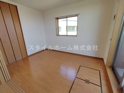 【居間・リビング】 | ルネスグランドールⅡ | イメージ写真です。