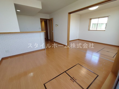 【居間・リビング】 | ルネスグランドールⅡ | イメージ写真です。