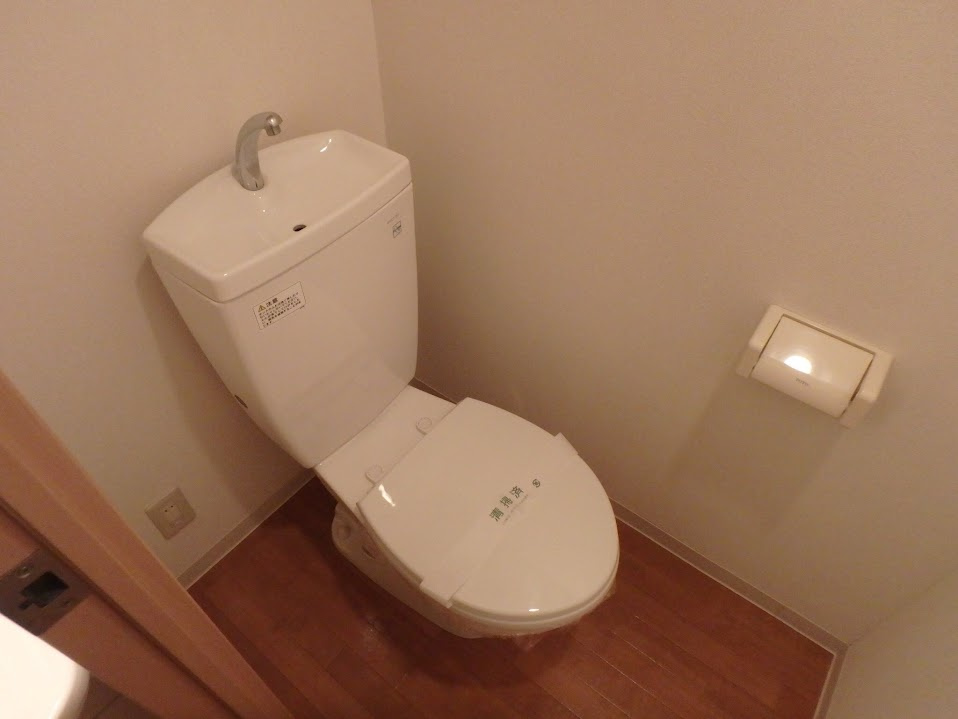 ハウスセゾン四条通のトイレ