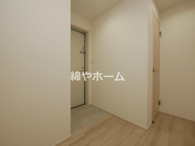 フジパレス西加賀屋ノースの玄関|ゆったりとした玄関です
