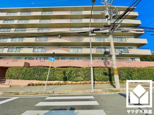 ルネ宇治・南陵町南の外観